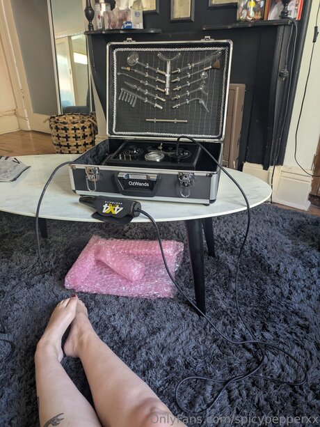 Spicypepperxx model art photos