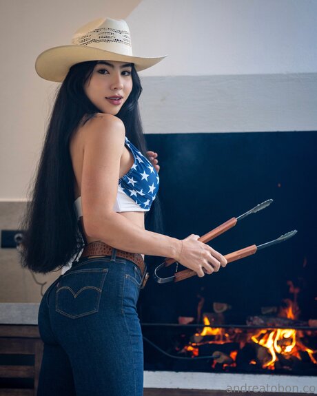 Andreatobon Co perfect pornstar img