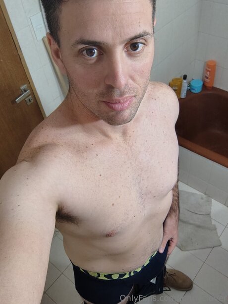 Jonnyclover hot star pics