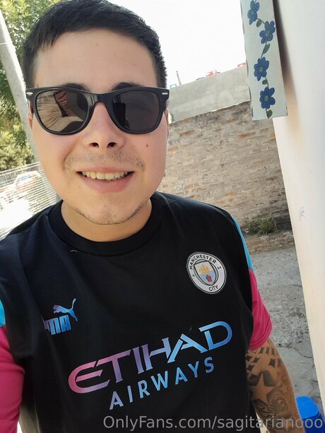 Sagitarianooo naked pornstar img