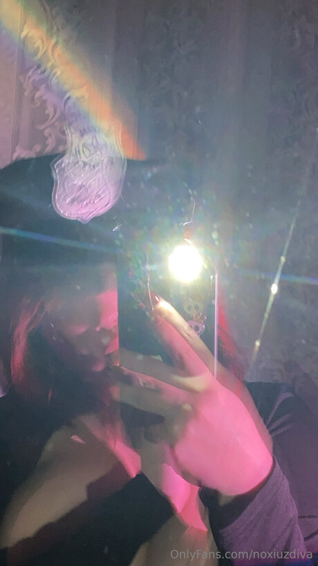 Noxiuzdiva naked pornstar photos