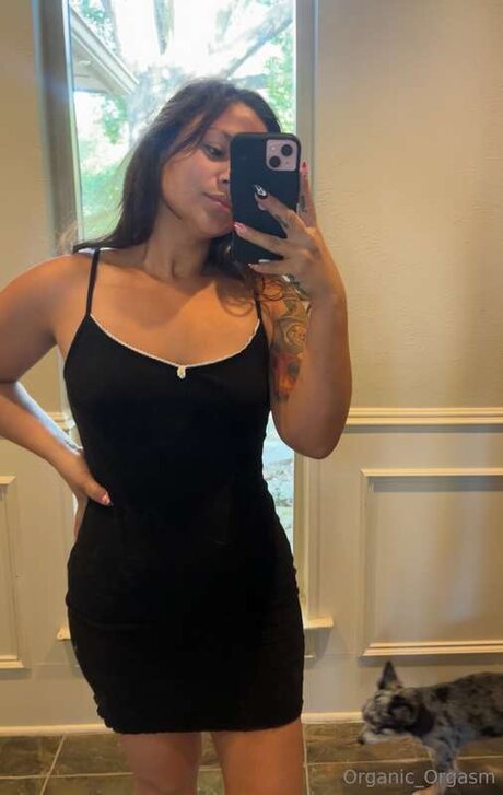 Organic Orgasm model xxx img