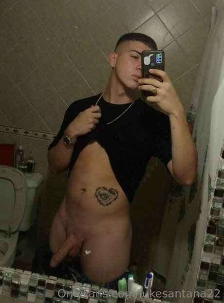 Lukesantana22 model xxx gallery
