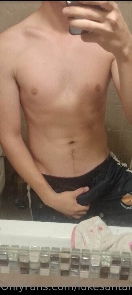 Lukesantana22 pretty model img