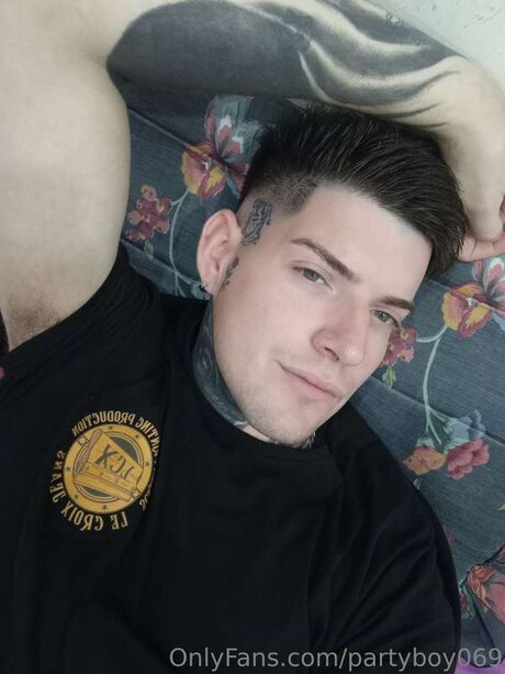 Partyboy069 model sex pic