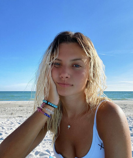 z blondie art model galleries