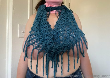 oneinagillianof xxx actress photo