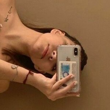 Cata Molina sexy star photos