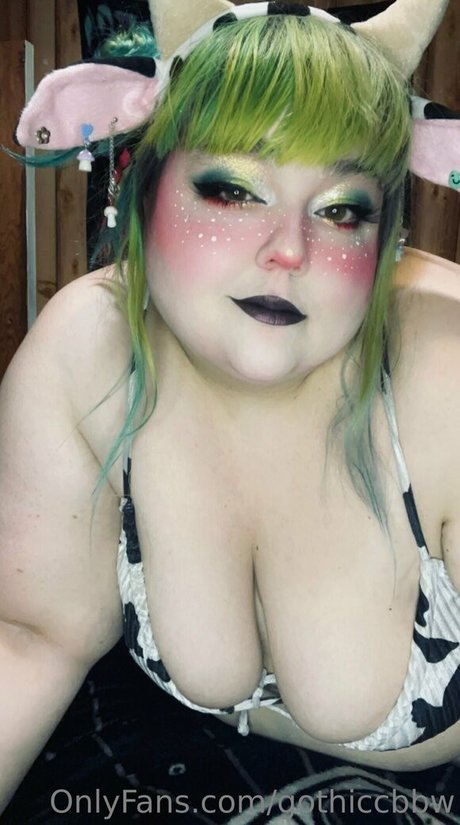 gothiccbbw top actress picture