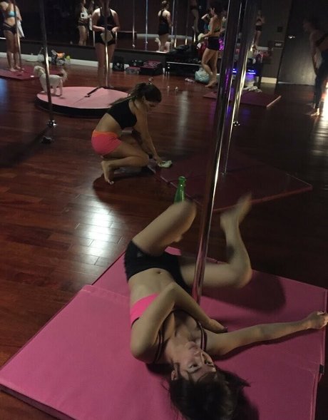 Ovilee May sexy star picture