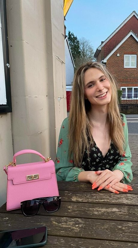 Talking Trouble star hot gallery