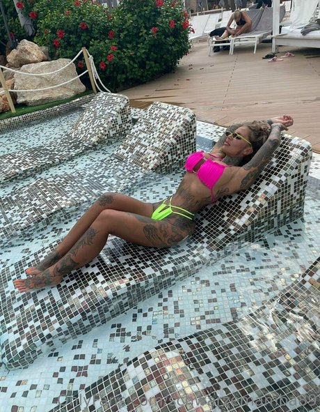 schwarzemamba89 exclusive star pic