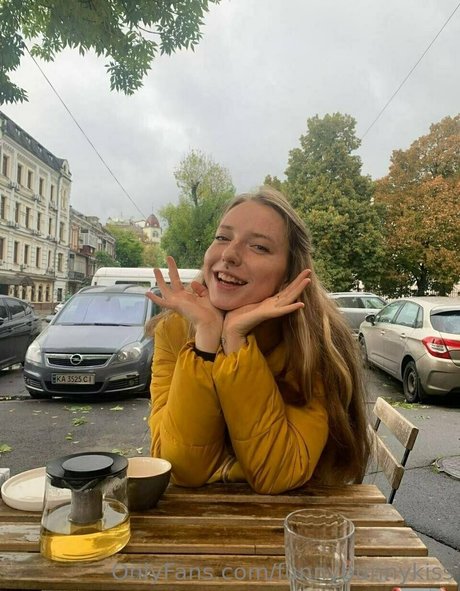 funnybunnykiss high quality model photos