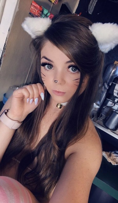 phatcatsama exclusive actress gallery