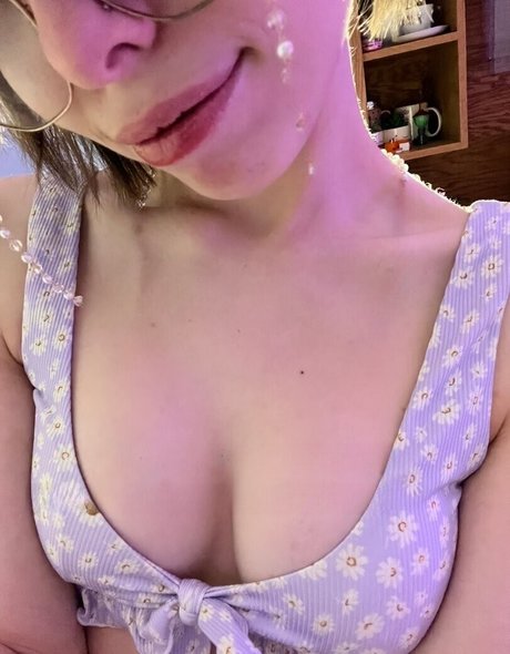 Emma Grace Murabito beautiful model pics