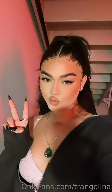 trangolina model top pictures