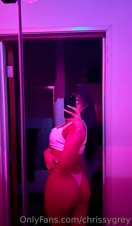 trangolina model nude pic