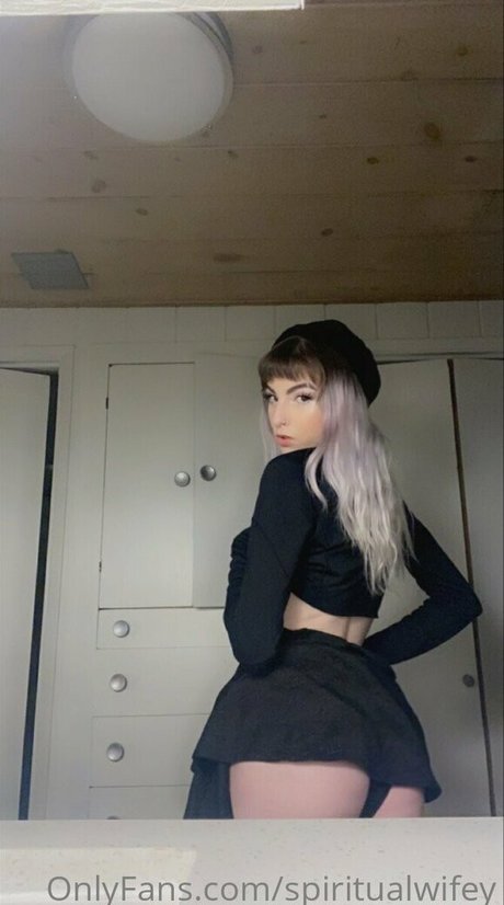 spiritualwifey high quality pornstar picture