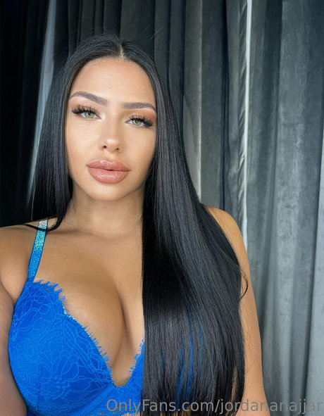 jordananajjar hot model photos