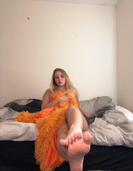 Simkabandito beautiful model pic