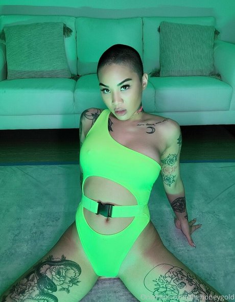 thehoneygold pretty model images