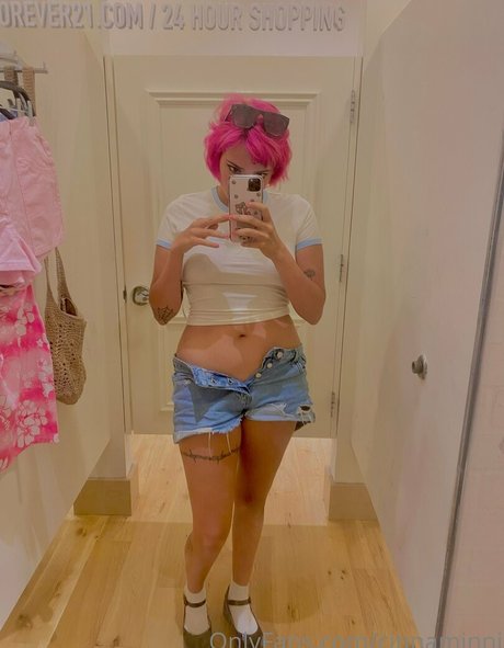 Cinnaminni perfect pornstar photo