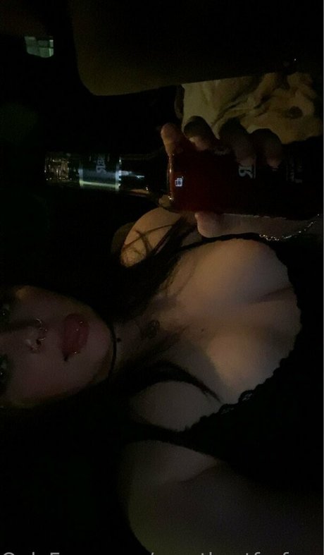 amethystforfree naked actress pic