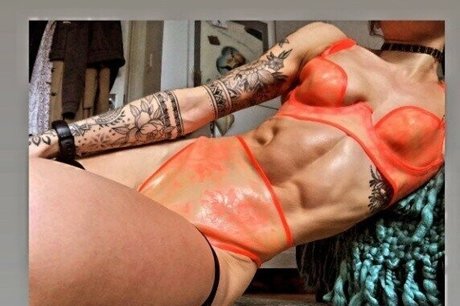 Lois Pacitto pornstar erotic images