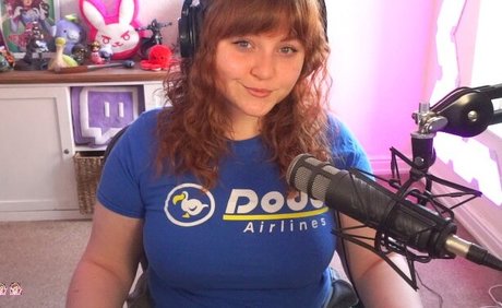 Holiwhirl pornstar beautiful image