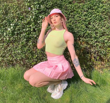 daisyfayebee star hd gallery