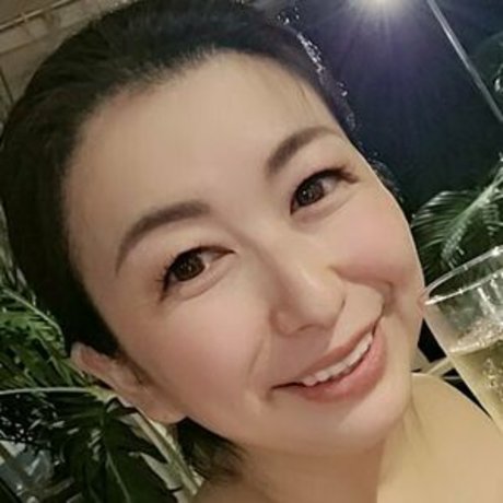 Yukari Orihara adult actress galleries