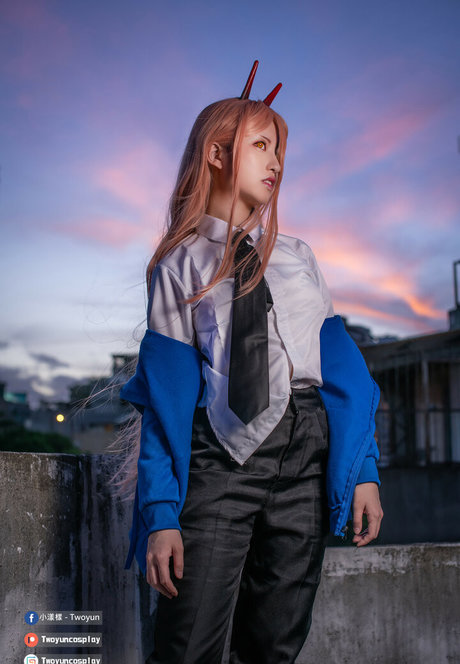 Twoyun model beautiful picture