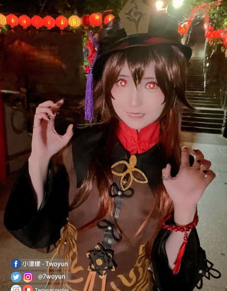 Twoyun free pornstar photo