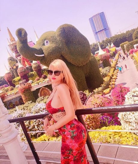 Luana88chloe model porn photos