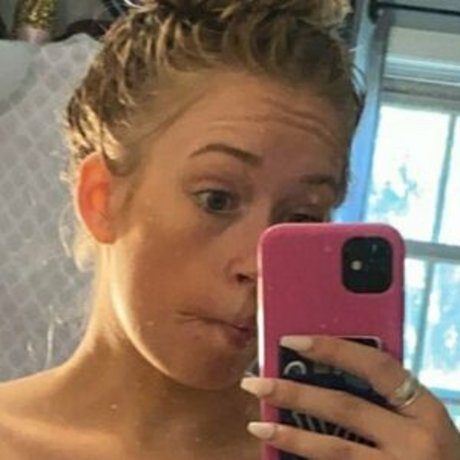 Olivia Juaire star naked image