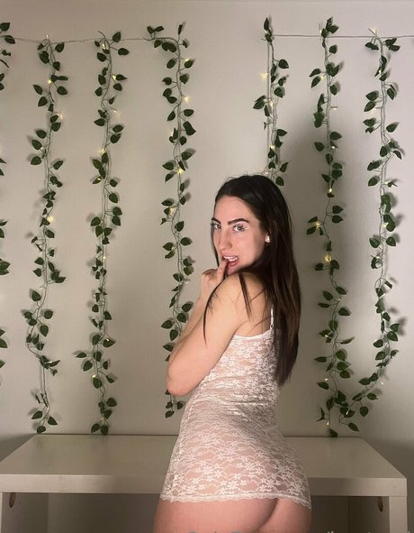 bootyrhi star adult pic