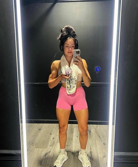 Brooklyn Hillenbrand top pornstar img