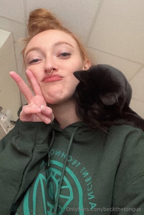 beckthetongue model nude pictures