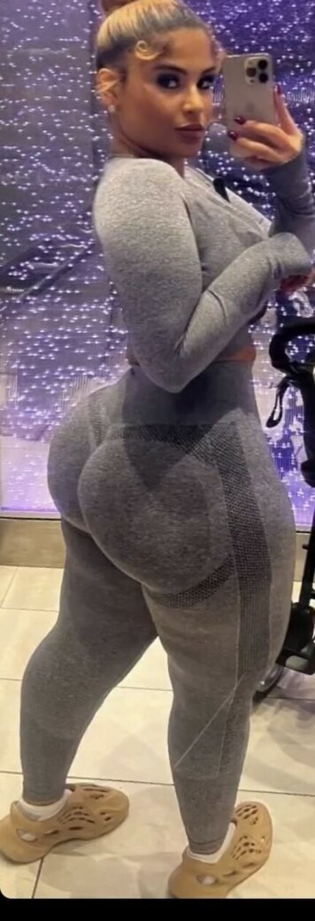 xf0reignx top model images