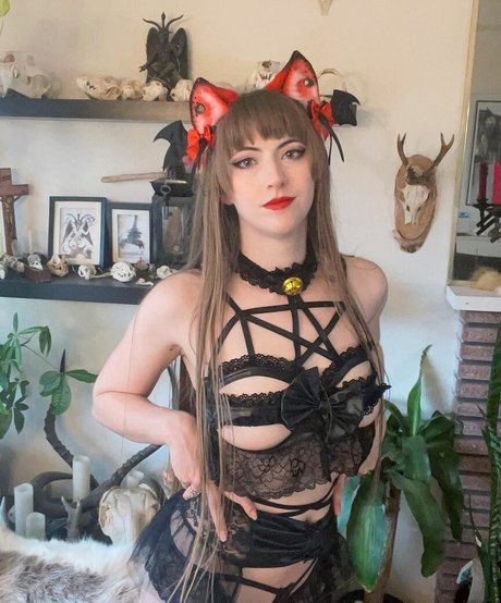 Lil Lilith model img