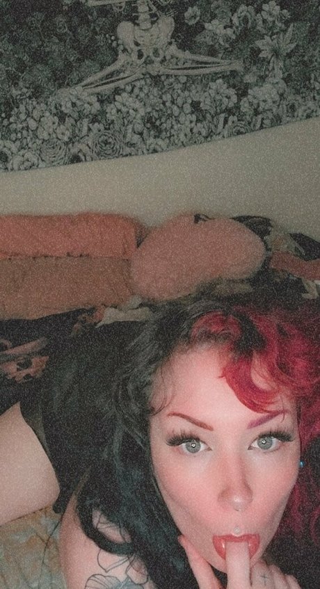 ashleysinnn nudes model pics