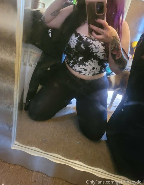 ashleysinnn top model pics