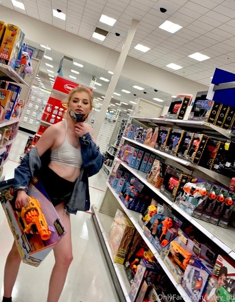 hyleywinters beautiful actress galleries