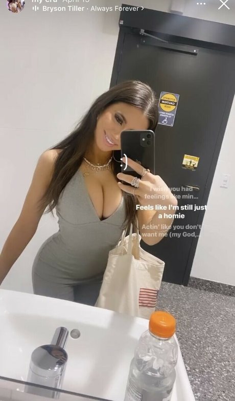 Makayla Ashley nude model picture