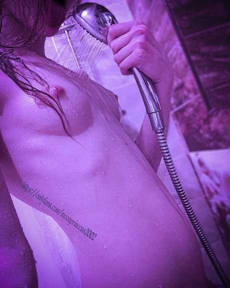 moonprincess2002 pornstar hot archive