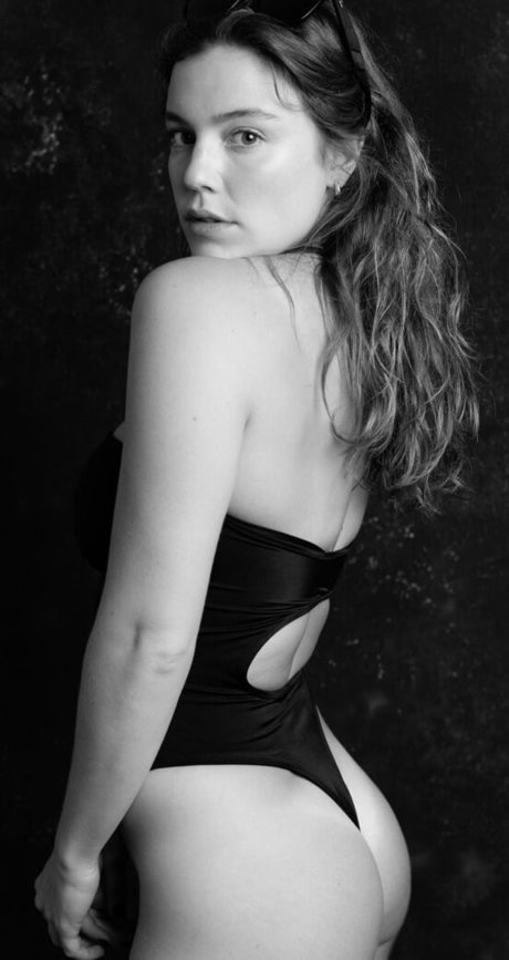 Alice Wegmann pretty model archive