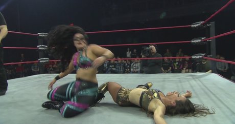 Mickie James free star pics