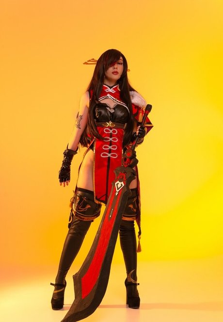 hioshicos naked actress pic