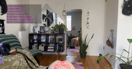 Scarlett5 pretty pornstar photo