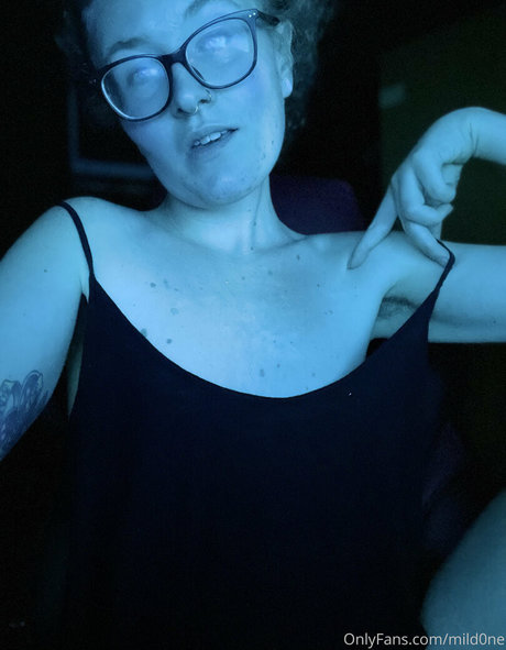 mild0ne star sex pics